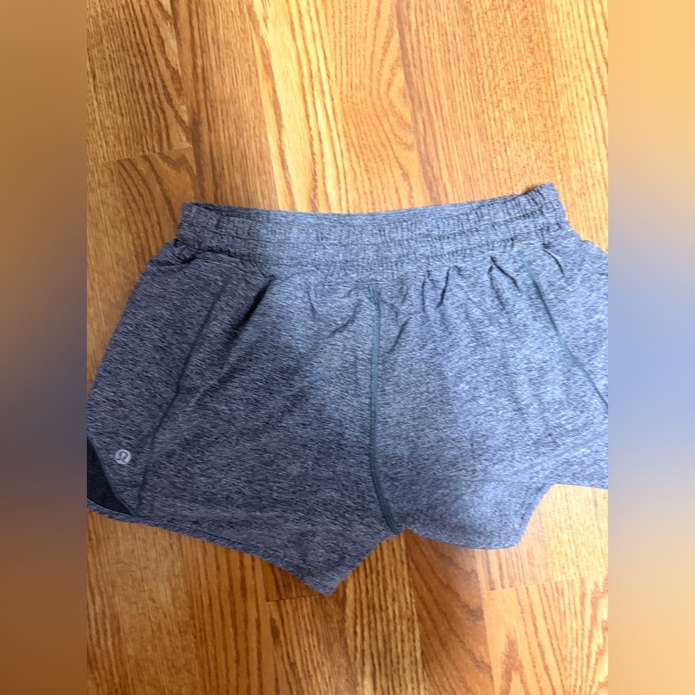 Hotty hot shorts - Picture 3 of 3